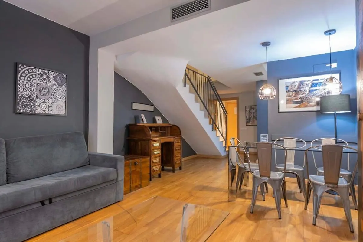 Bright And Modern Duplex With Terrace In Eixample District P1 Apartment Barcelona