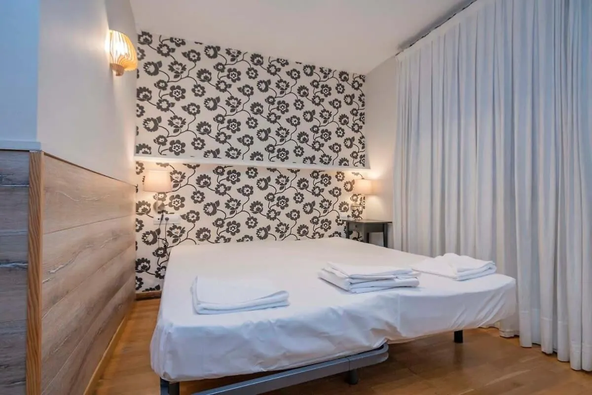 Bright And Modern Duplex With Terrace In Eixample District P1 Apartment Barcelona
