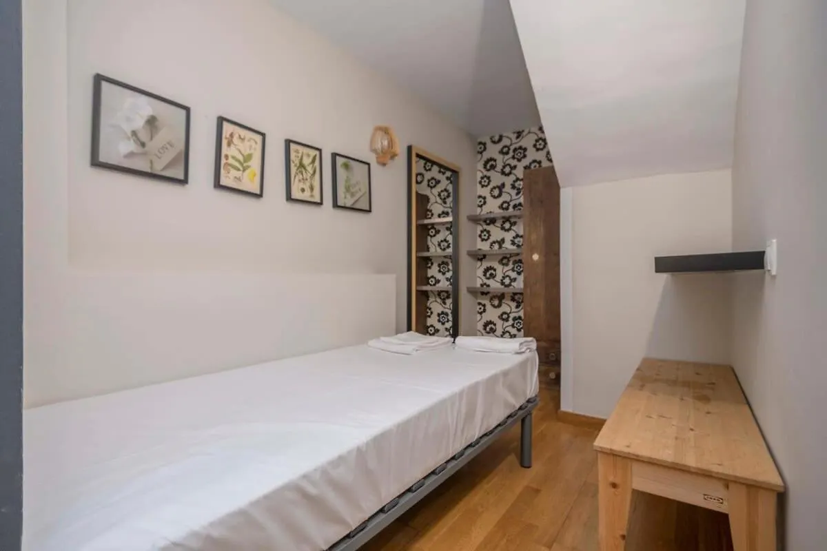 Bright And Modern Duplex With Terrace In Eixample District P1 Apartment Barcelona 0*,  Spain
