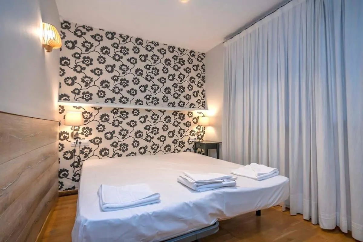 Bright And Modern Duplex With Terrace In Eixample District P1 Apartment Barcelona